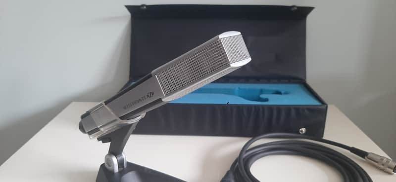Sennheiser MD 44N-N Supercardioid Dynamic Microphone 1971 - Present - Black Bild 1