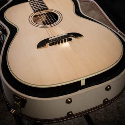 Alvarez Yairi FYM70 Masterworks OM with Baggs HiFi pickup 2026 MINT JAPAN BEAUTY image 3