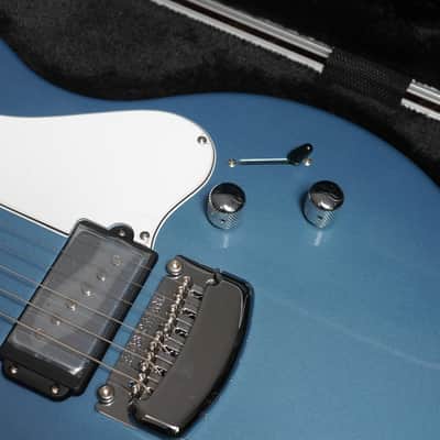 MusicMan Valentine HH Trem MN Toluca Lake Blue/Parchment image 11