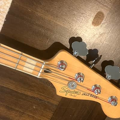 Squier Vintage Modified '77 Jazz Bass 2011 - 2018 - Black image 8