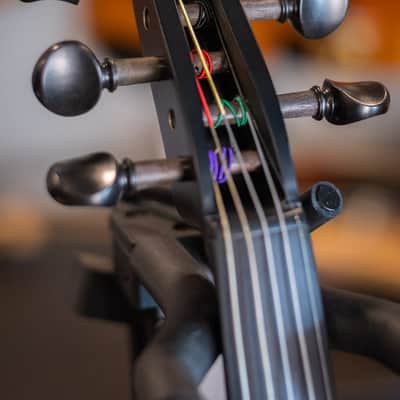 Yamaha 5 String Electric Violin - Black Finish - YEV105BL image 5