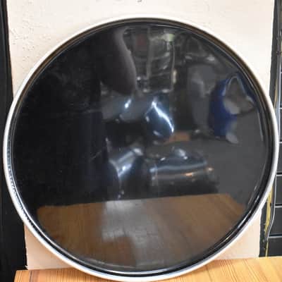 Remo Ebony Pinstripe and Ambassador 18" Tom Head Pair image 5