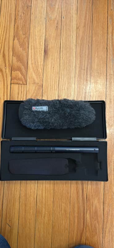 Sennheiser MKH 60 P48 Short Shotgun Microphone 1991 - Present - Black image 1