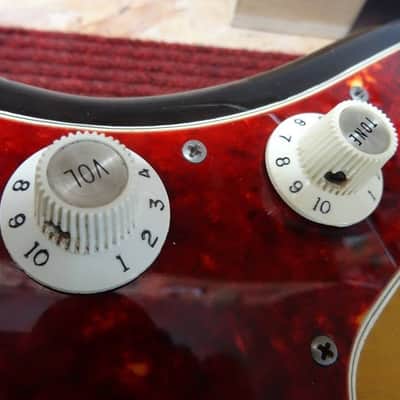 Fender Jazzmaster 1966 sunburst all original image 13