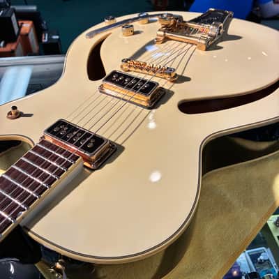 Gretsch G3156 Streamliner - Cream - Historic Series image 10