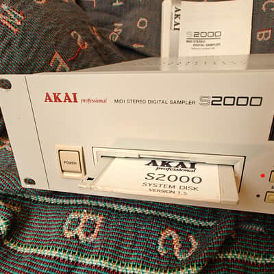 Akai S2000 MIDI Stereo Digital Sampler - White image 2