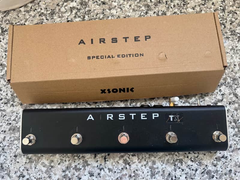 XSonic Airstep 5-Button Bluetooth Controller 2020 - Present - Black image 1