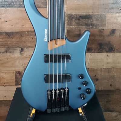 Ibanez EHB1005F Fretless 5-string Bass Guitar, Artic Ocean Matte, Gig Bag, 775 image 6