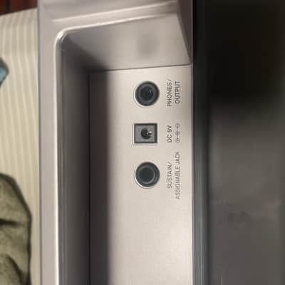 Casio LK-90TV 61-Key Key-Lighting Keyboard 2010s - Silver image 4