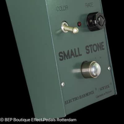 Electro-Harmonix Russian Small Stone Phase Shifter V1  Bubble Font Phase Shifter V1 image 2