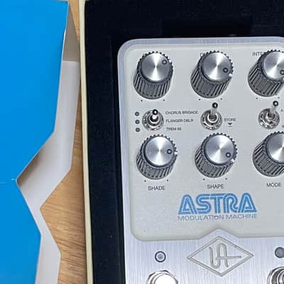 Universal Audio Astra Modulation Machine | Reverb Universal Audio Astra Modulation Machine | Reverb