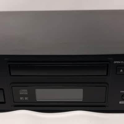 Tascam CD-200iL Professional Apple Lightning Dock Combo CD Player Tested image 3