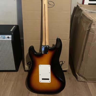 Fender Standard Sunburst Stratocaster MIM 1999 image 3