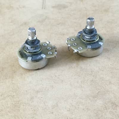 Two Vintage Fullsize Pots A500k Guitar Strat Tele P Bass Wiring Pots NOS Relic image 3