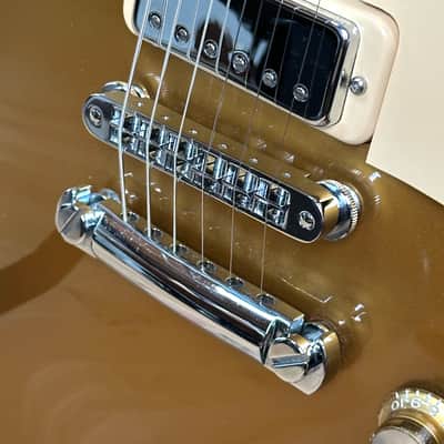 2000 Gibson Les Paul Deluxe 30th Anniversary - Bullion Gold Top image 6