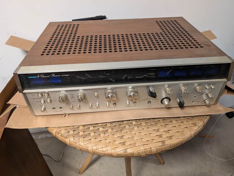Pioneer QX-9900 28-Watt Quadraphonic Solid-State Receiver 1972 - 1974 - Silver
