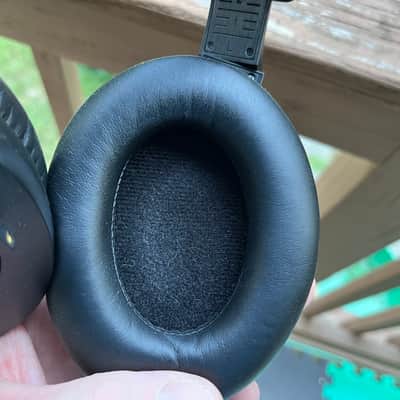 Shure SRH840A Closed Back Headphones 2023 - Present - Black image 3