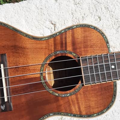 Lanikai NK-C Ukulele, Custom Series Solid Koa, Abalone Inlays, Case image 4