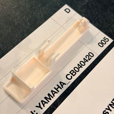 ORIGINAL Yamaha Replacement C Key (CB040410) for DX100, CS01 image 3