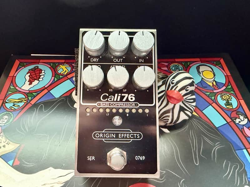 Origin Effects Cali76 Bass Compressor