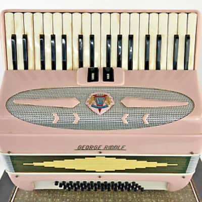 Generalfisa Pink *Vintage 48 Bass 17" Accordion* [EXCELLENT] George Riddle 1970s/80s - Pink image 4