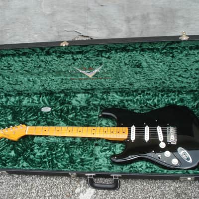 Fender David Gilmour Custom Shop Stratocaster  2016 Left Handed mint unplayed w/ohsc and case candy image 1