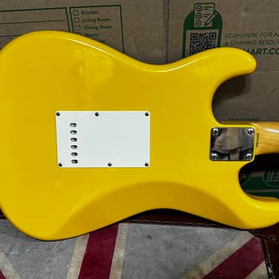 Fender ST-62 Stratocaster Reissue MIJ Yellow Japan Electric Guitar image 12