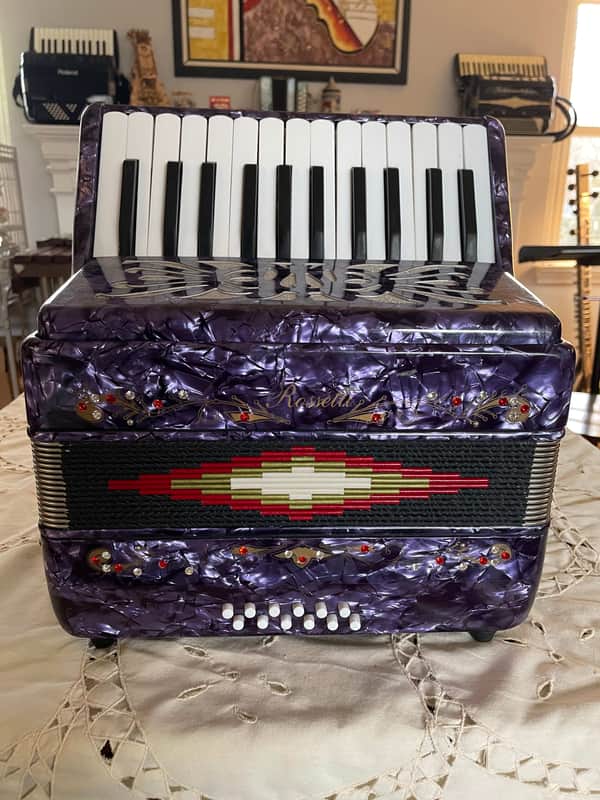 Rosetti 12 Bass Accordion - Purple image 1