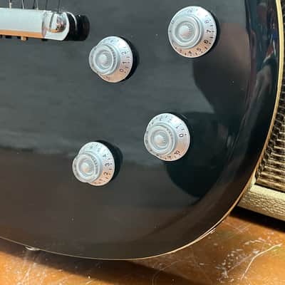 Keith Urban Limited Edition Single Cutaway Electric Guitar - Black image 2
