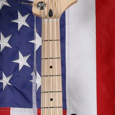 Squier Limited Edition Sonic Bronco Bass - Lime Green image 3