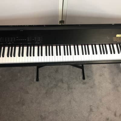Korg SG-1D Sampling Piano 88 key image 1