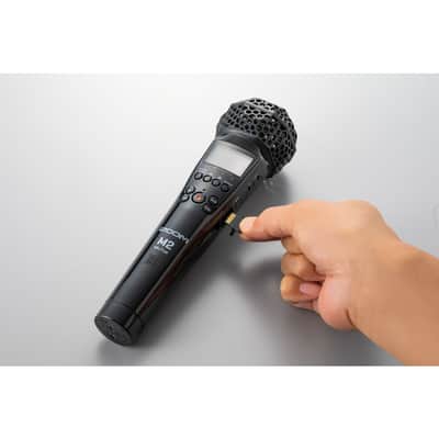 Zoom M2 MicTrak 2-channel 32-bit Portable Recorder with Dektop Mic Stand, Over-Ear Monitoring Headphones, USB-C Cable, 5x AA Batteries, SanDisk 32GB microSD Card and StreamEye Polishing Cloth image 4