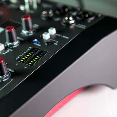 Allen & Heath ZED-10FX 10-Channel Mixer w/ Effects. New with Full Warranty! image 10