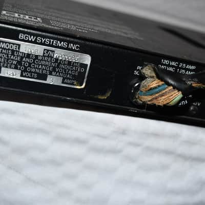 BGW Model 100B Vintage Professional Stereo Power Amplifier #W6A 1979 - metal image 4