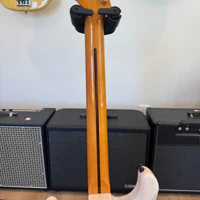 Squier Classic Vibe '50s Stratocaster 2024 - Present - White Blonde with Gold Hardware image 7