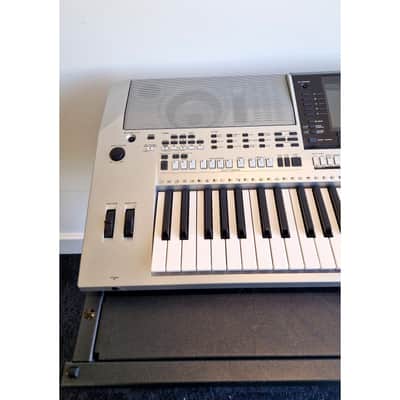 Yamaha PSR-S900 - Musical Keyboards - Excellent w/ Power Supply & Manuals image 4