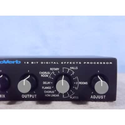 Alesis Nanoverb 18-Bit Digital Effects image 3