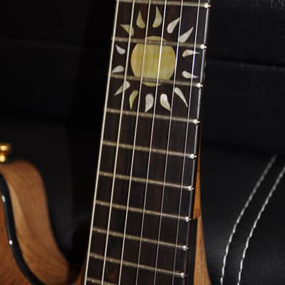 Luman Double Cutaway Natural image 7