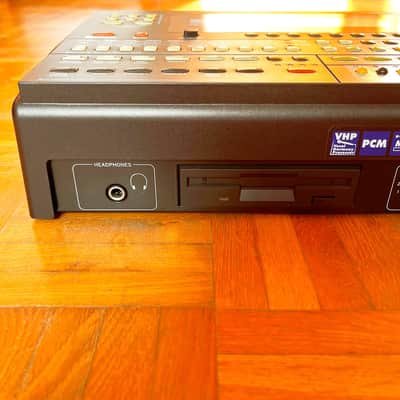 Rare Farfisa 7X (Italy, 1990) - Synthesizer Multi Purpose Module “Auto Orchestra” Groove Box! image 5