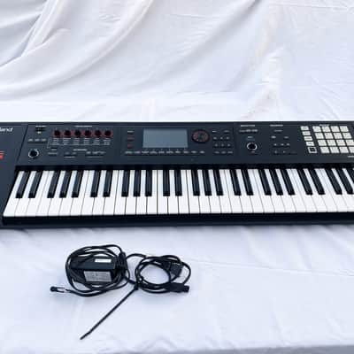 Roland FA-06 61-Key Music Workstation