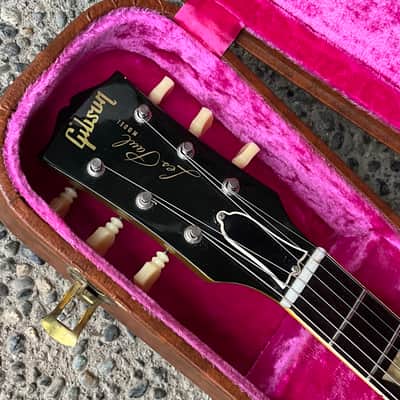 1952 Gibson Les Paul Standard - 1959-1960 Factory Appointments 5-latch Lifton Case Burst image 5