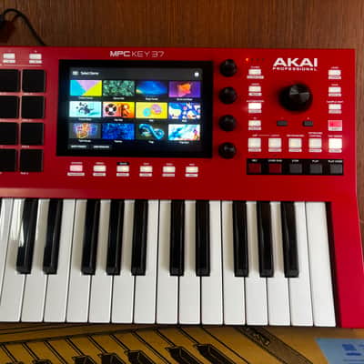 Akai Professional MPC Key 37 Standalone MPC Production Keyboard w/ box image 3