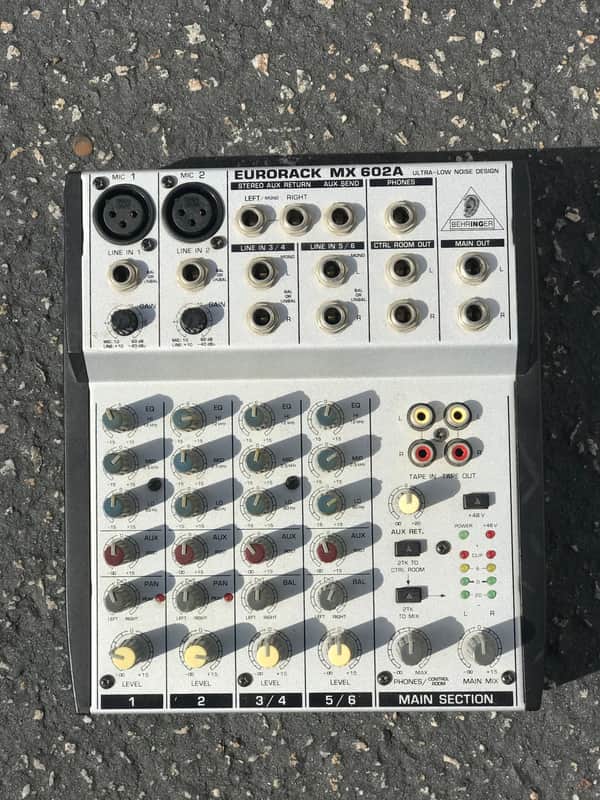 Behringer Eurorack MX602A 6-Input Mixer | Reverb