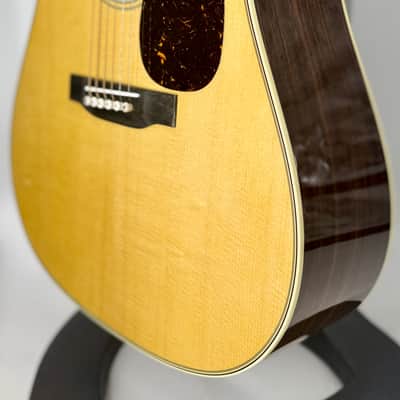 Martin Martin D28 Acoustic Guitar with Hardshell Case Serial#: 3013072 image 4