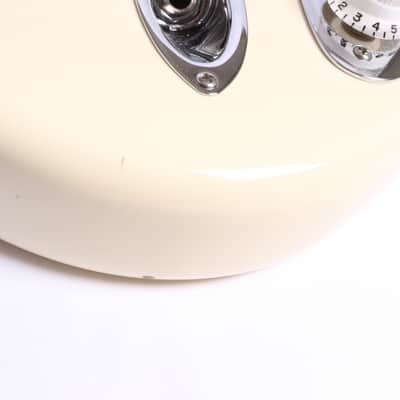 Fender / Nile Rodgers Hitmaker Stratocaster®, Maple Fingerboard, Olympic White Secondhand! [119292] image 9