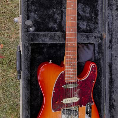 Fender Player Plus Nashville Telecaster 2023 - Present - Sienna Sunburst image 8