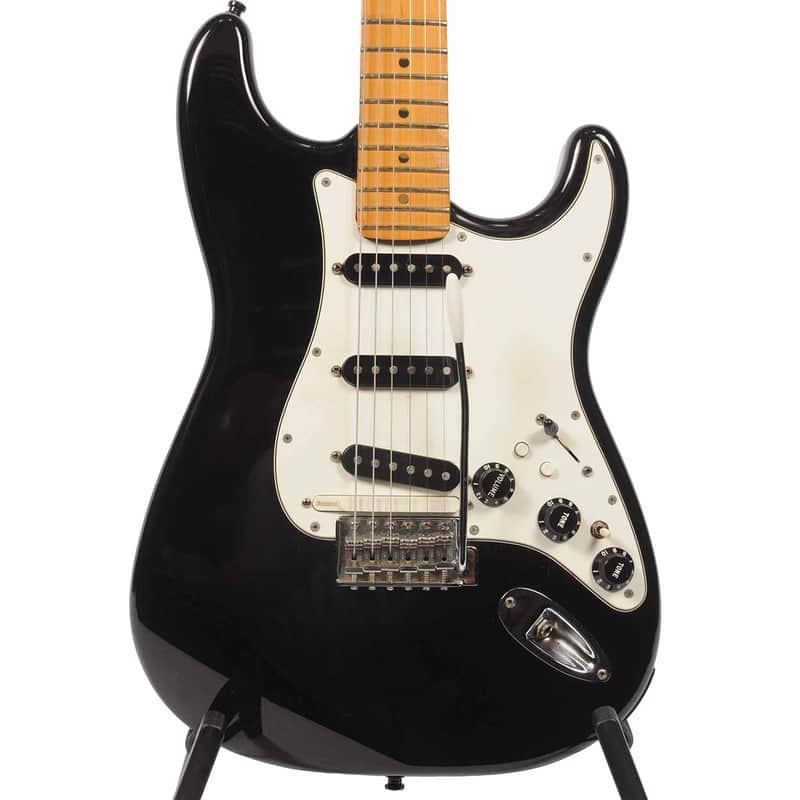 Fender Standard Roland Ready Stratocaster 1998 - 2005 | Reverb