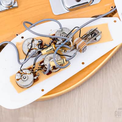 1982 Rickenbacker 4003 Vintage Neck Through Bass Mapleglo w/ Case image 15