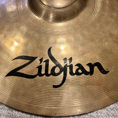 Zildjian 14" ZBT Hi-Hat Cymbals (Pair)  2017 - Traditional image 2
