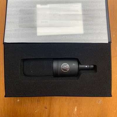 Audio-Technica At4033a Large Diaphragm Mic with Suspension Mount image 5
